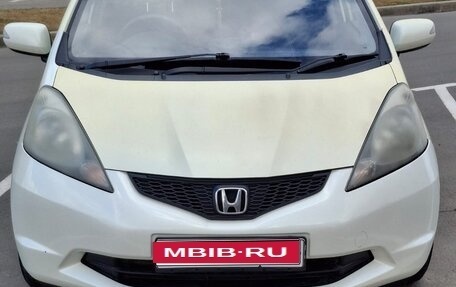 Honda Fit III, 2010 год, 480 000 рублей, 1 фотография