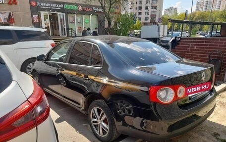 Volkswagen Jetta VI, 2009 год, 490 000 рублей, 3 фотография