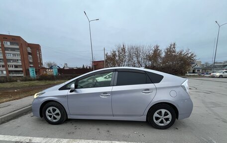 Toyota Prius, 2014 год, 1 300 000 рублей, 6 фотография