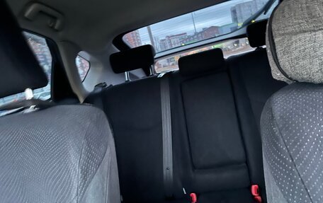 Toyota Prius, 2014 год, 1 300 000 рублей, 10 фотография