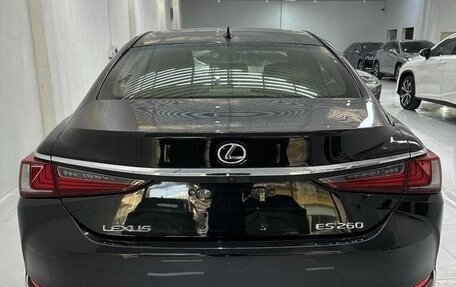 Lexus ES VII, 2022 год, 3 250 000 рублей, 5 фотография