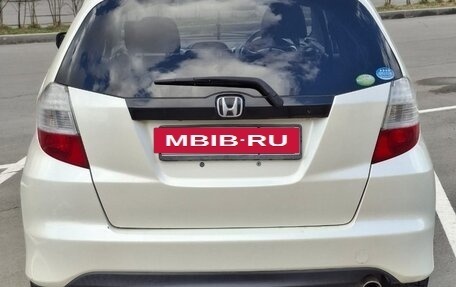 Honda Fit III, 2010 год, 480 000 рублей, 2 фотография