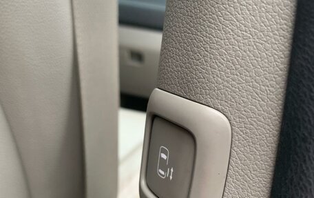 KIA Carnival III, 2017 год, 2 460 000 рублей, 12 фотография