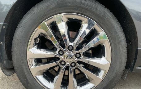 KIA Carnival III, 2017 год, 2 460 000 рублей, 14 фотография