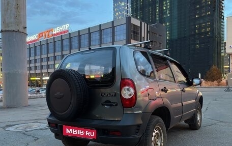 Chevrolet Niva I рестайлинг, 2011 год, 750 000 рублей, 5 фотография