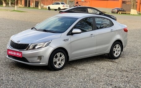 KIA Rio III рестайлинг, 2013 год, 745 000 рублей, 3 фотография