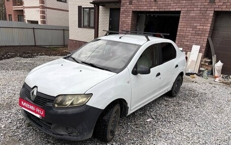 Renault Logan II, 2017 год, 450 000 рублей, 11 фотография