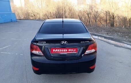 Hyundai Solaris II рестайлинг, 2011 год, 430 000 рублей, 8 фотография