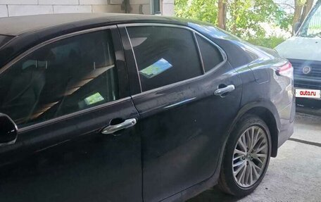Toyota Camry, 2020 год, 2 900 000 рублей, 4 фотография