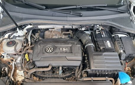 Volkswagen Tiguan II, 2018 год, 2 877 000 рублей, 11 фотография