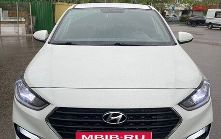 Hyundai Solaris II рестайлинг, 2019 год, 1 570 000 рублей, 5 фотография