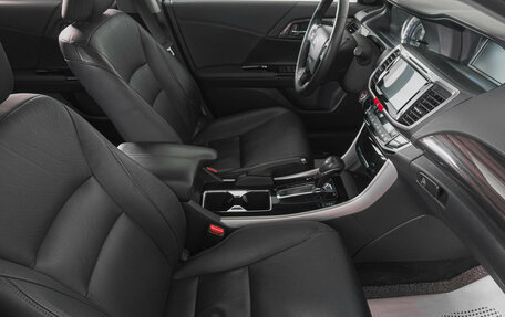 Honda Accord IX рестайлинг, 2017 год, 2 399 000 рублей, 11 фотография