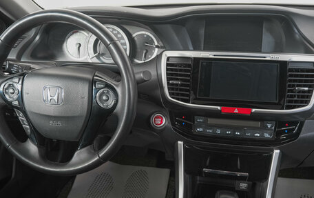 Honda Accord IX рестайлинг, 2017 год, 2 399 000 рублей, 12 фотография
