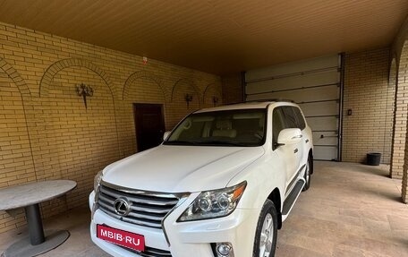 Lexus LX III, 2012 год, 6 000 000 рублей, 1 фотография