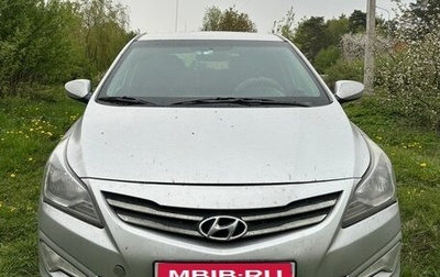 Hyundai Solaris II рестайлинг, 2015 год, 1 100 000 рублей, 1 фотография