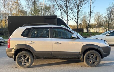 Hyundai Tucson III, 2006 год, 639 000 рублей, 4 фотография