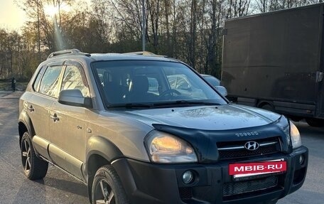 Hyundai Tucson III, 2006 год, 639 000 рублей, 3 фотография