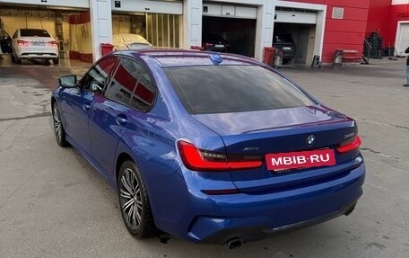 BMW 3 серия, 2019 год, 3 990 000 рублей, 4 фотография