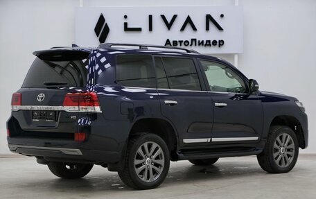Toyota Land Cruiser 200, 2016 год, 6 099 000 рублей, 4 фотография