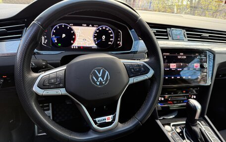 Volkswagen Passat B8 рестайлинг, 2021 год, 4 200 000 рублей, 4 фотография