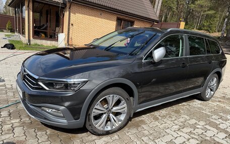 Volkswagen Passat B8 рестайлинг, 2021 год, 4 200 000 рублей, 11 фотография