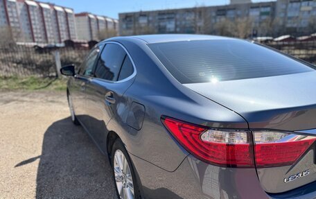 Lexus ES VII, 2014 год, 2 550 000 рублей, 13 фотография