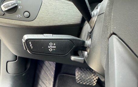 Audi A4, 2018 год, 2 400 000 рублей, 13 фотография