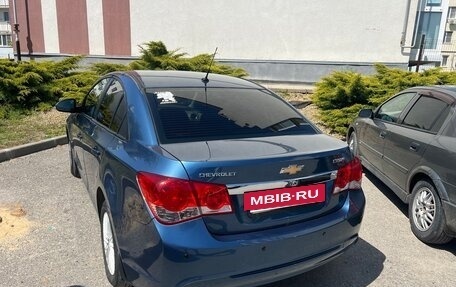 Chevrolet Cruze II, 2014 год, 820 000 рублей, 3 фотография