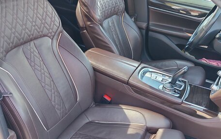 BMW 7 серия, 2016 год, 3 300 000 рублей, 13 фотография