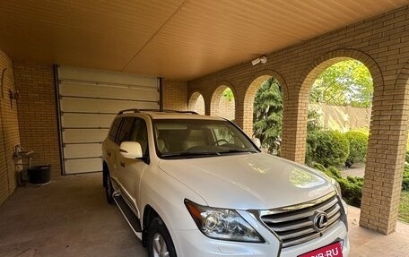 Lexus LX III, 2012 год, 6 000 000 рублей, 11 фотография