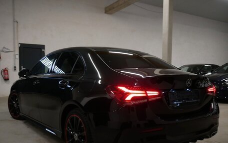 Mercedes-Benz A-Класс, 2022 год, 2 790 000 рублей, 7 фотография