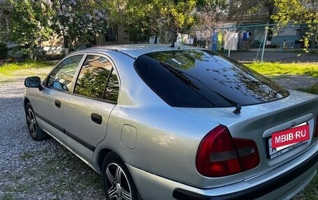 Mitsubishi Carisma I, 2003 год, 320 000 рублей, 4 фотография