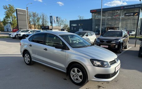 Volkswagen Polo VI (EU Market), 2010 год, 549 000 рублей, 4 фотография