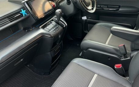 Honda Stepwgn IV, 2015 год, 2 100 000 рублей, 11 фотография