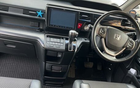 Honda Stepwgn IV, 2015 год, 2 100 000 рублей, 10 фотография
