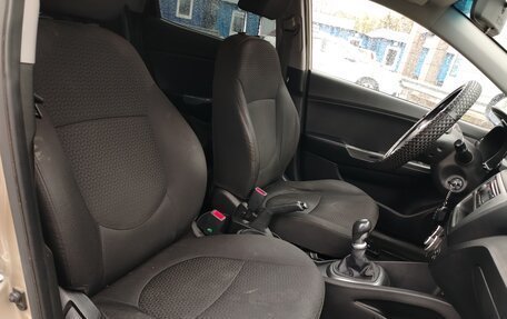 KIA Rio III рестайлинг, 2013 год, 770 000 рублей, 10 фотография