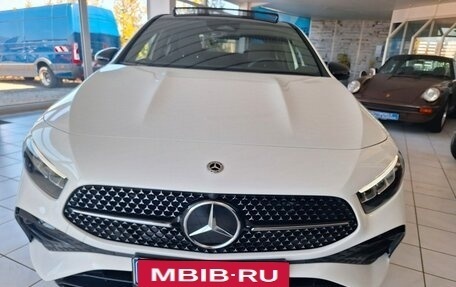 Mercedes-Benz A-Класс, 2024 год, 4 650 000 рублей, 2 фотография