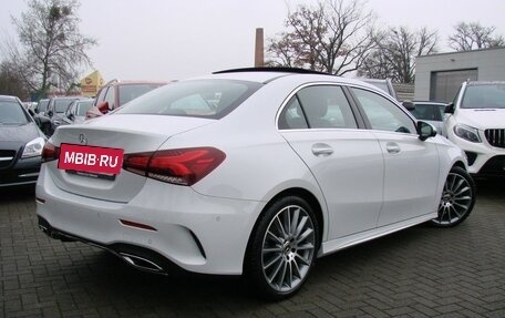 Mercedes-Benz A-Класс, 2022 год, 3 400 000 рублей, 5 фотография