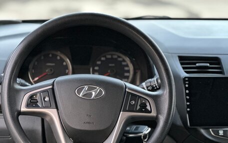 Hyundai Solaris II рестайлинг, 2015 год, 770 000 рублей, 9 фотография