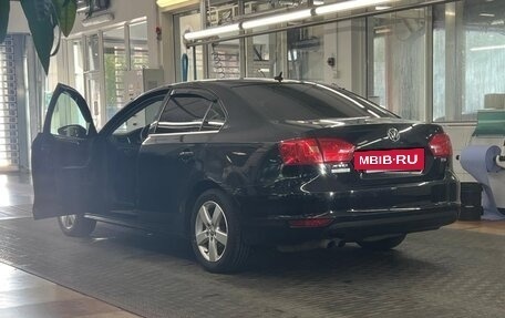 Volkswagen Jetta VI, 2013 год, 999 000 рублей, 6 фотография