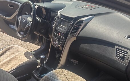 Hyundai i30 II рестайлинг, 2012 год, 1 050 000 рублей, 2 фотография