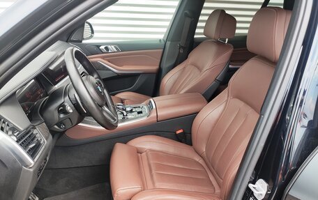 BMW X5, 2019 год, 7 700 000 рублей, 14 фотография