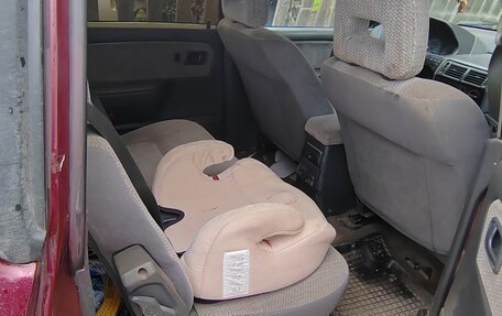 Mitsubishi Space Wagon III, 1995 год, 250 000 рублей, 3 фотография