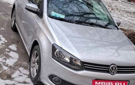 Volkswagen Polo VI (EU Market), 2011 год, 700 000 рублей, 4 фотография