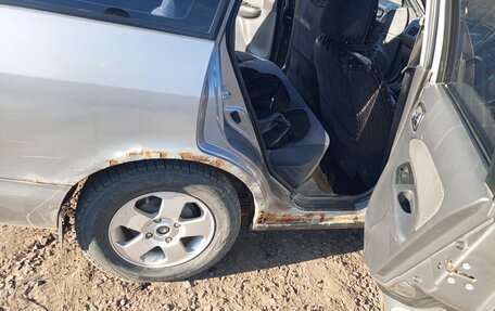 Nissan Wingroad III, 2000 год, 245 000 рублей, 8 фотография