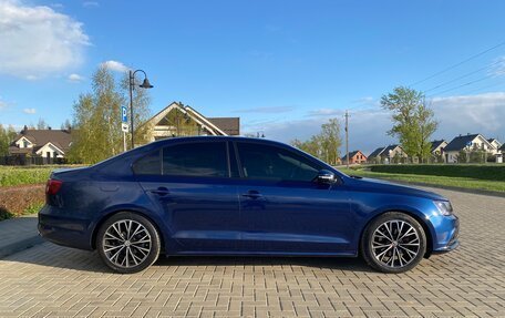 Volkswagen Jetta VI, 2015 год, 1 360 000 рублей, 5 фотография