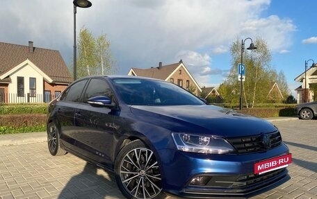 Volkswagen Jetta VI, 2015 год, 1 360 000 рублей, 2 фотография