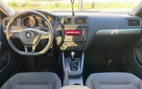 Volkswagen Jetta VI, 2015 год, 1 360 000 рублей, 11 фотография