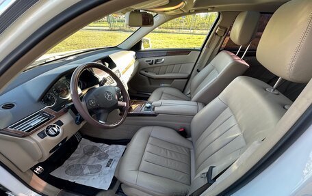 Mercedes-Benz E-Класс, 2012 год, 1 799 000 рублей, 17 фотография
