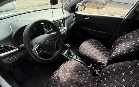 Hyundai Solaris II рестайлинг, 2020 год, 1 970 000 рублей, 3 фотография
